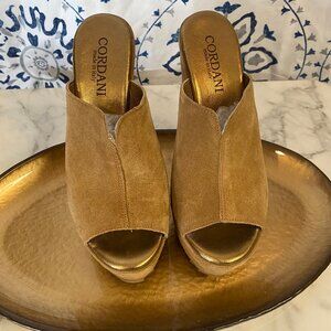 Cordani Suede Platform Wedge